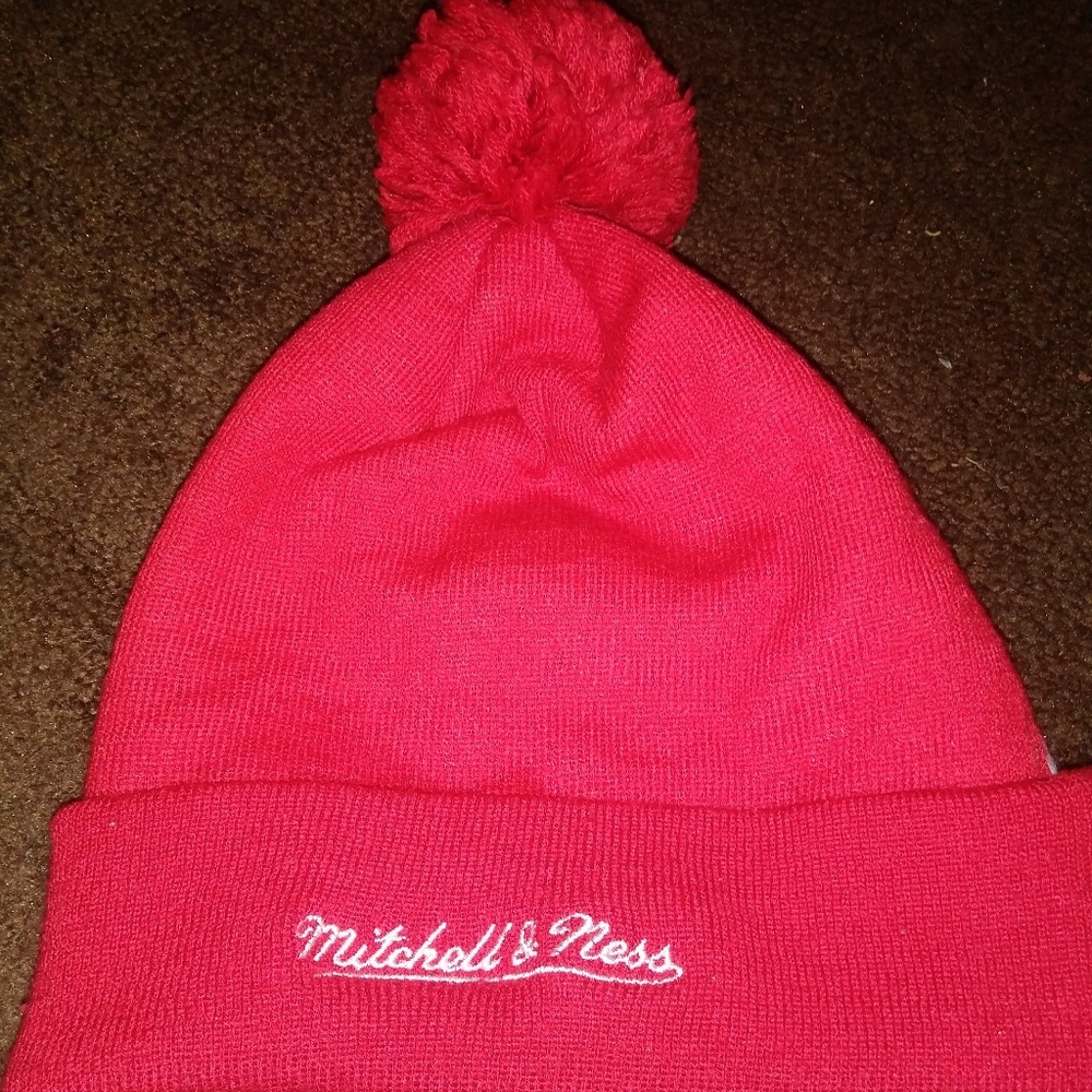 Skully - Picture 2 of 2